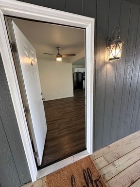 Listing photo thumbnail