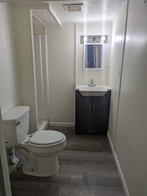 Listing photo thumbnail