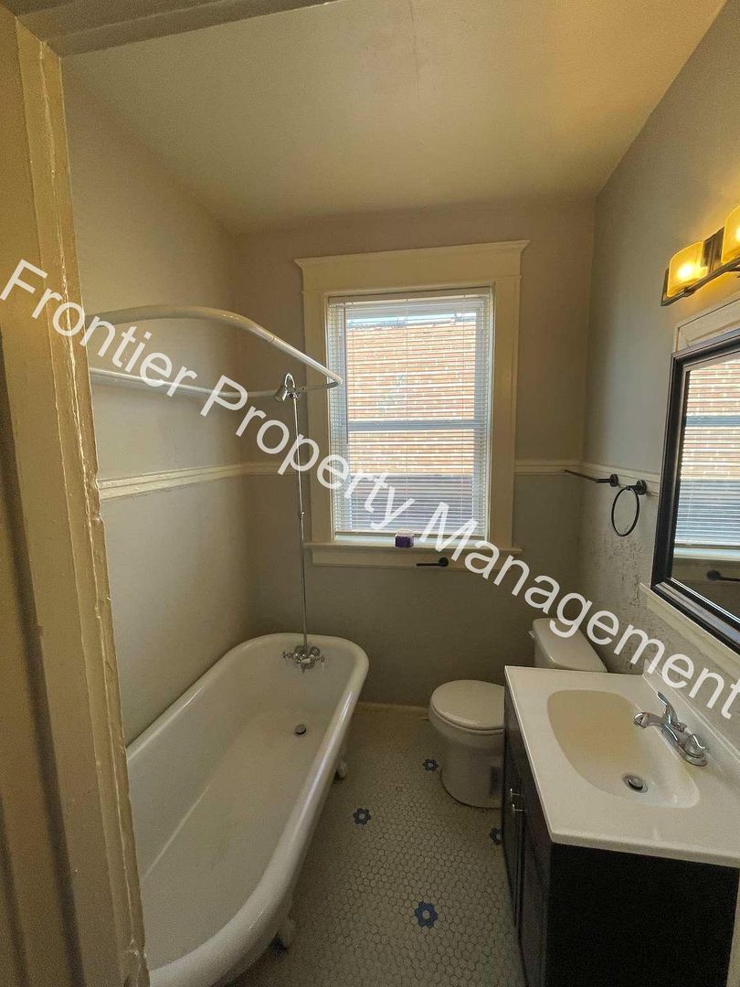 Listing photo