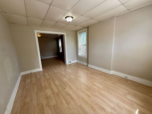 Listing photo thumbnail