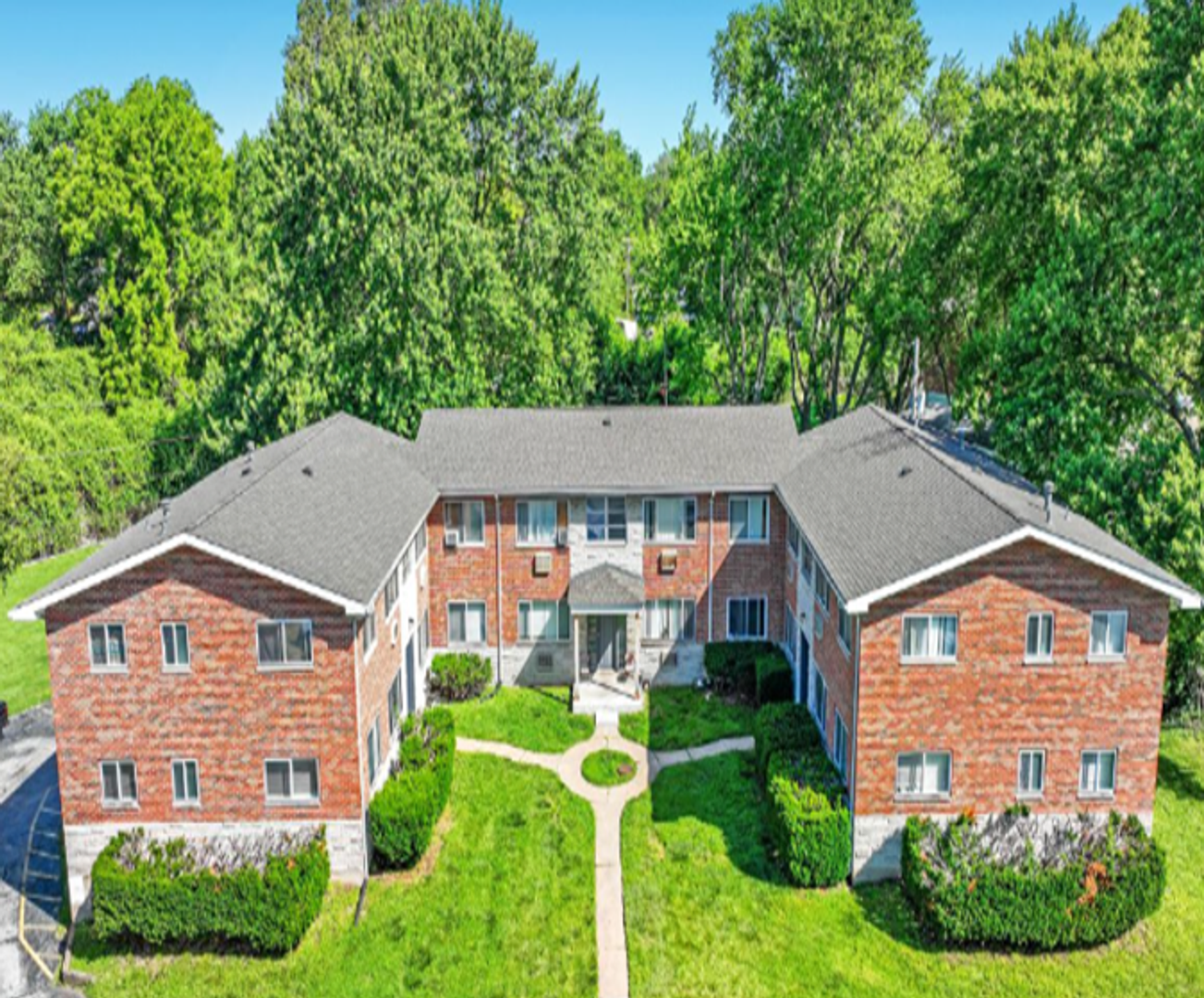 Florissant Apartment: 167 Reeb Lane