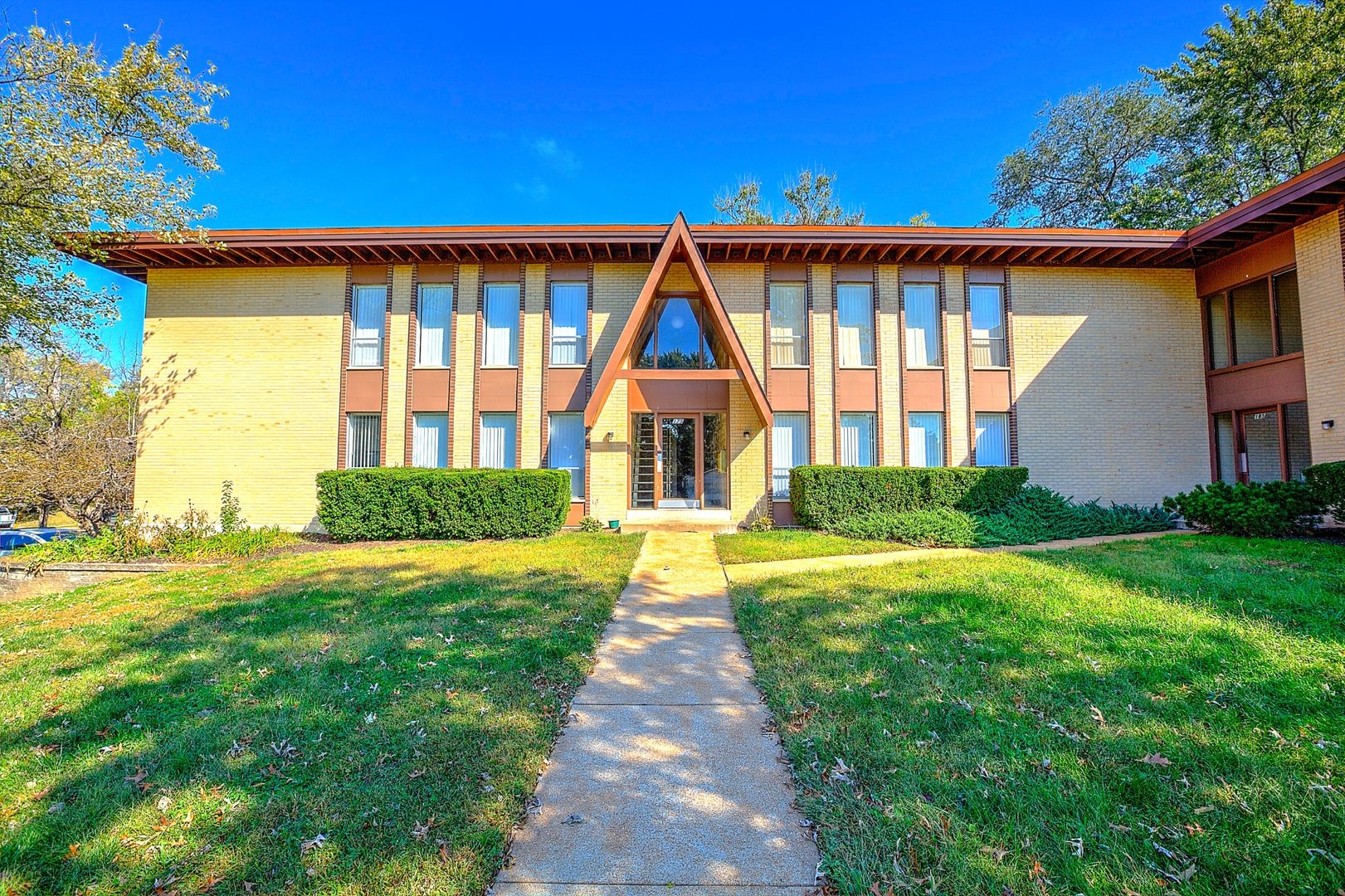 Florissant Apartment: 167 Reeb Lane