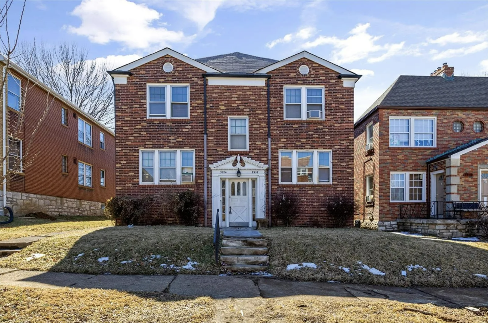 St Louis Apartment: 3914-16 Chippewa St