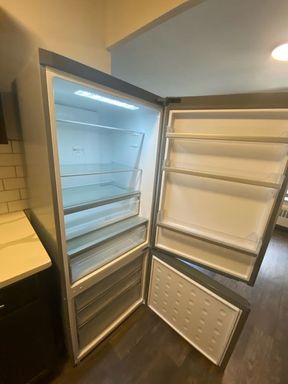Listing photo thumbnail
