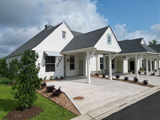 Brand New Single Story Townhome if Gated Community – photo 1