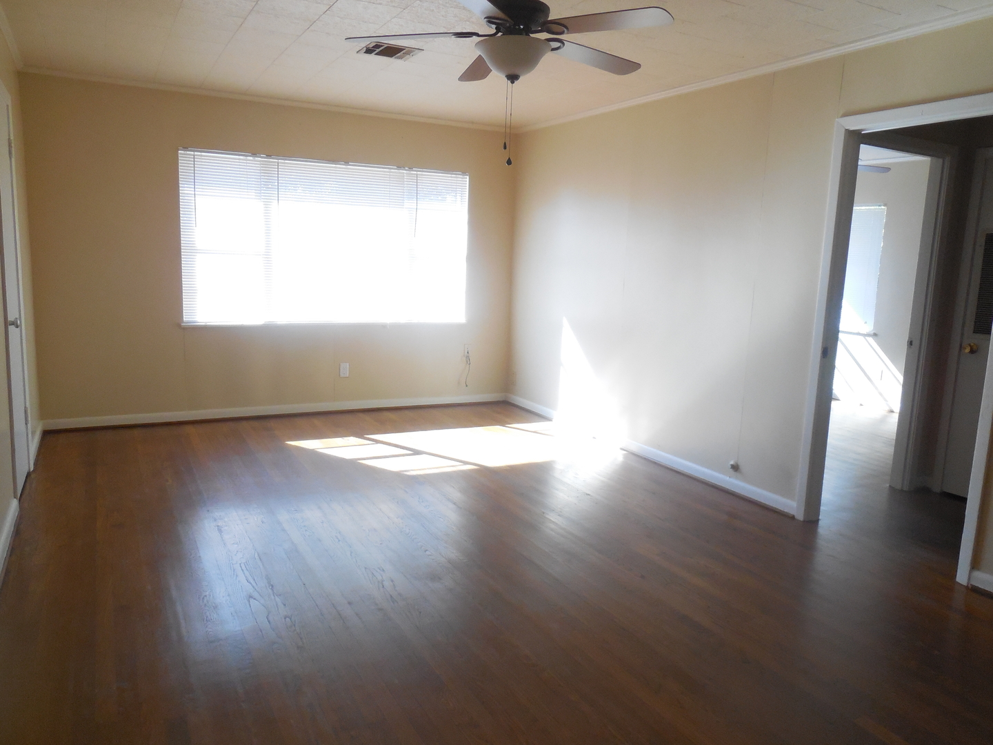 Lafayette Apartment: Silkwood/University