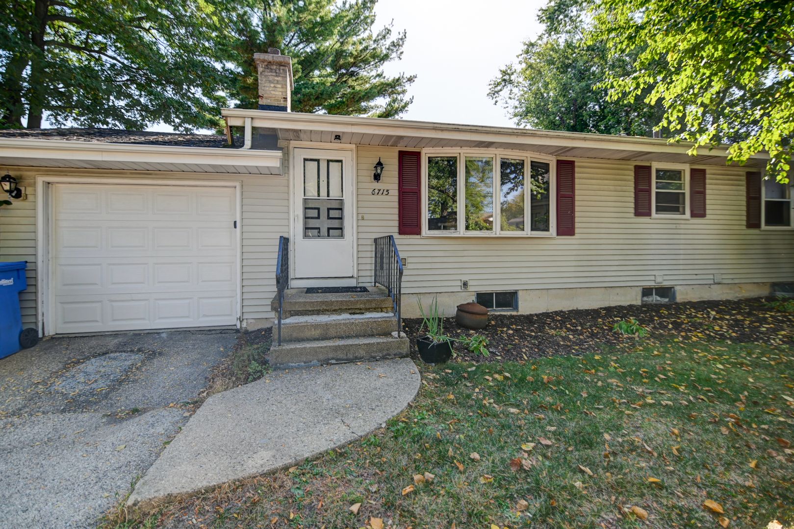 Madison Apartment: 6715-6717 Century Ave