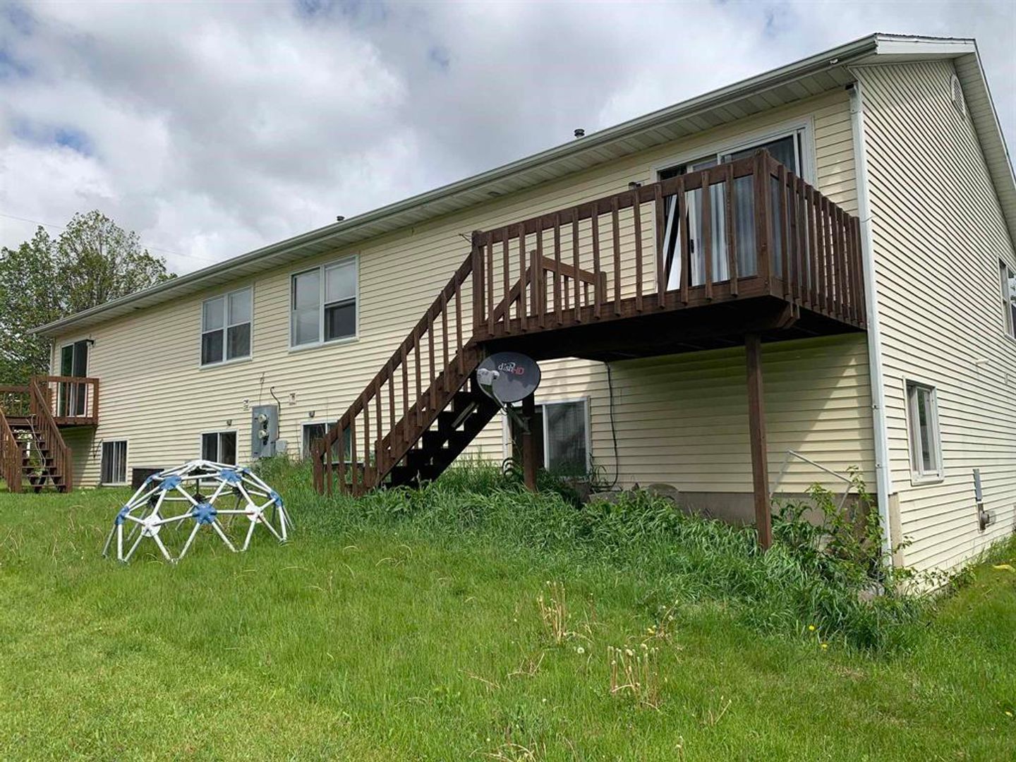 Sun Prairie Apartment: 1627-1629 Rustic Drive