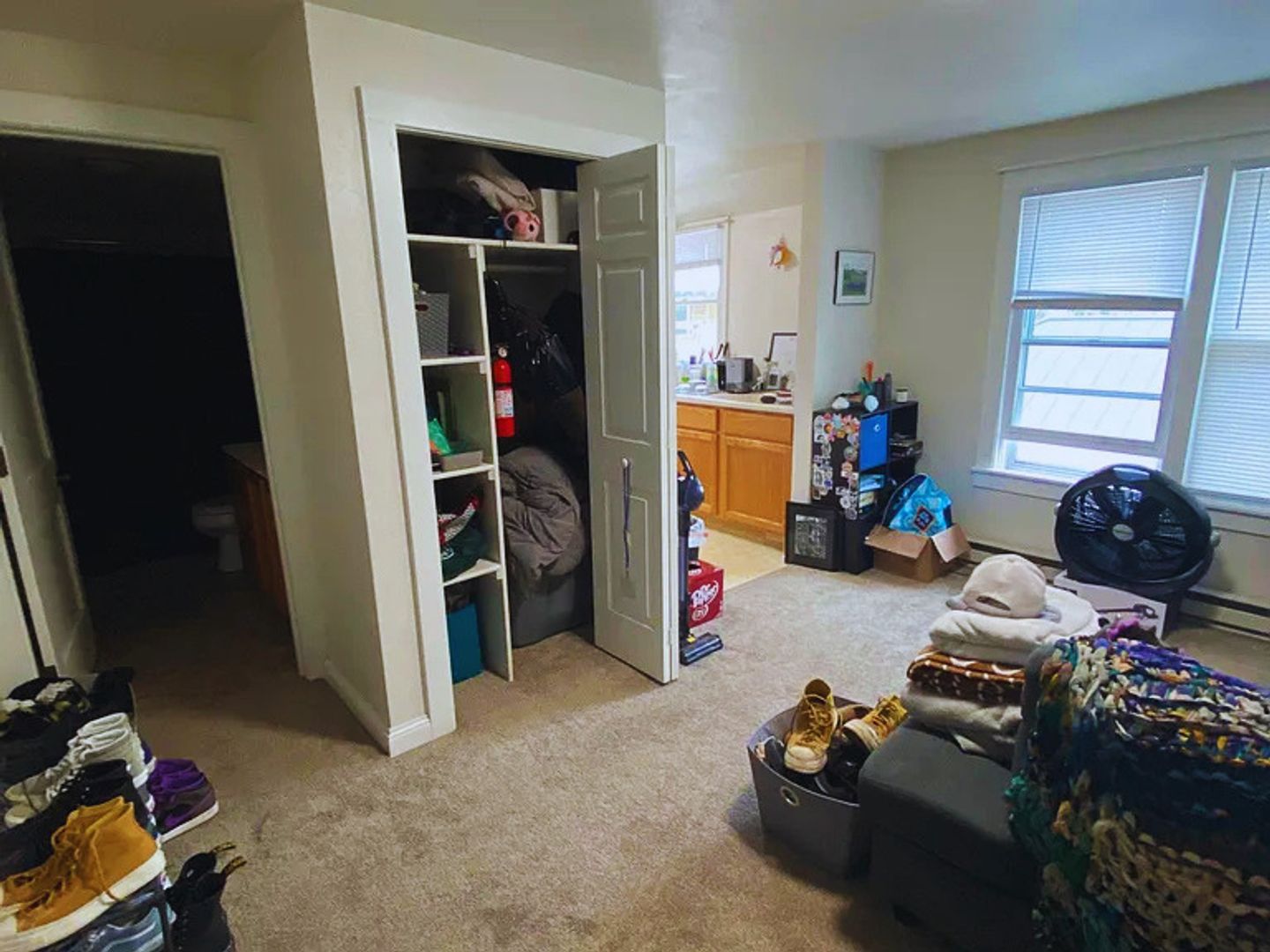 Middleton Apartment: 7408 Elmwood Ave