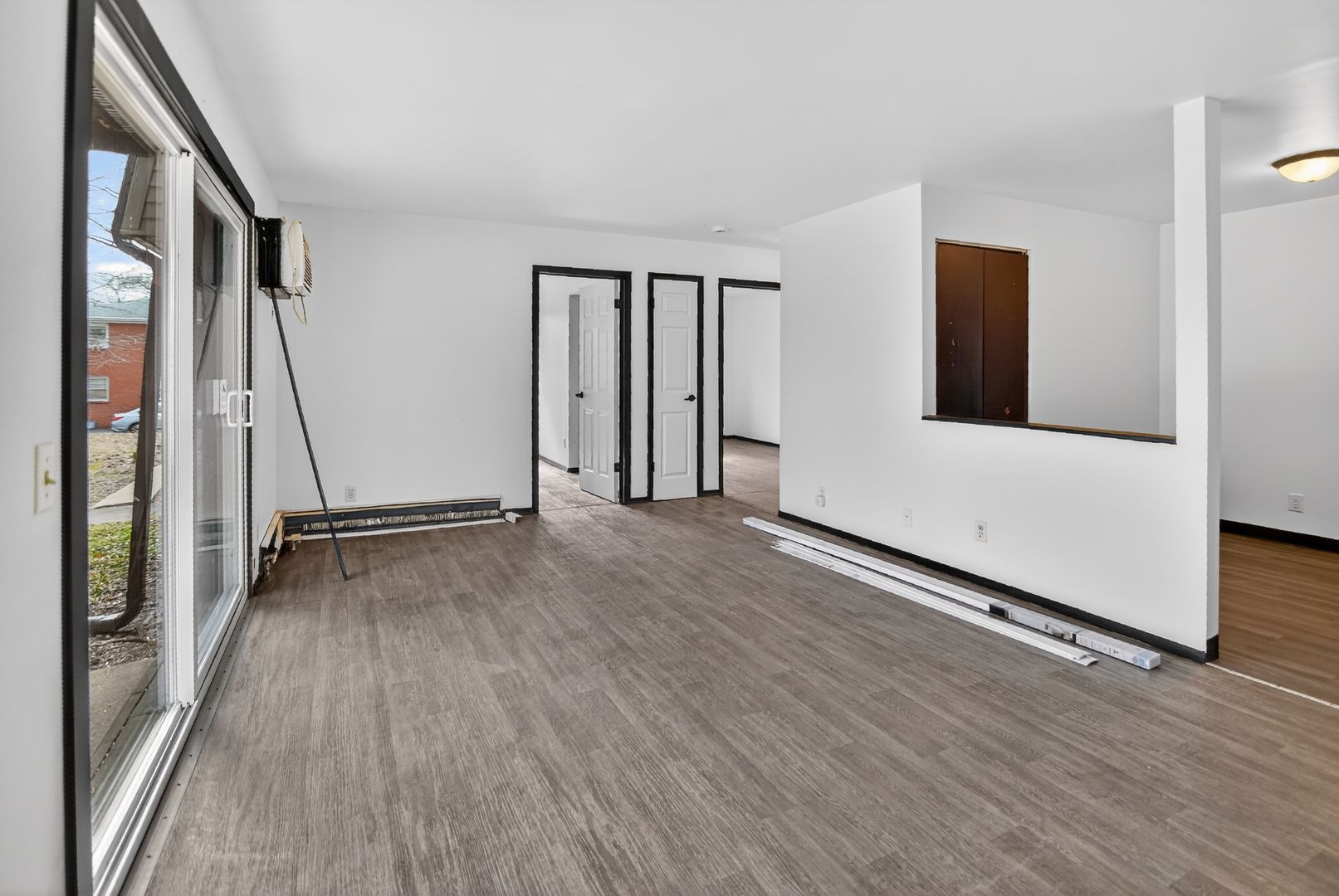 Madison Apartment: 3722 W Karstens Dr