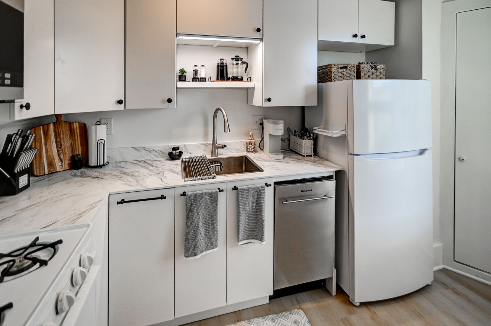 Madison Apartment: 731-733 Jenifer Street