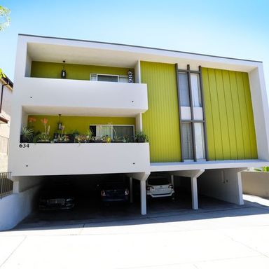 Ivy on Harvard – 1-Bedroom with In-Unit Washer/Dryer in Burbank - $500 Look & Lease Special – Apply Within 24 Hours – photo 1
