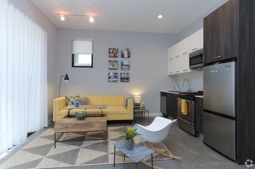Junior 1B 1B w/ Patio – photo 1