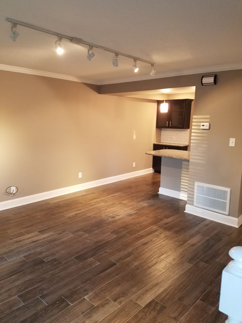 Belmont Apartment: 307-311 Forest Lane