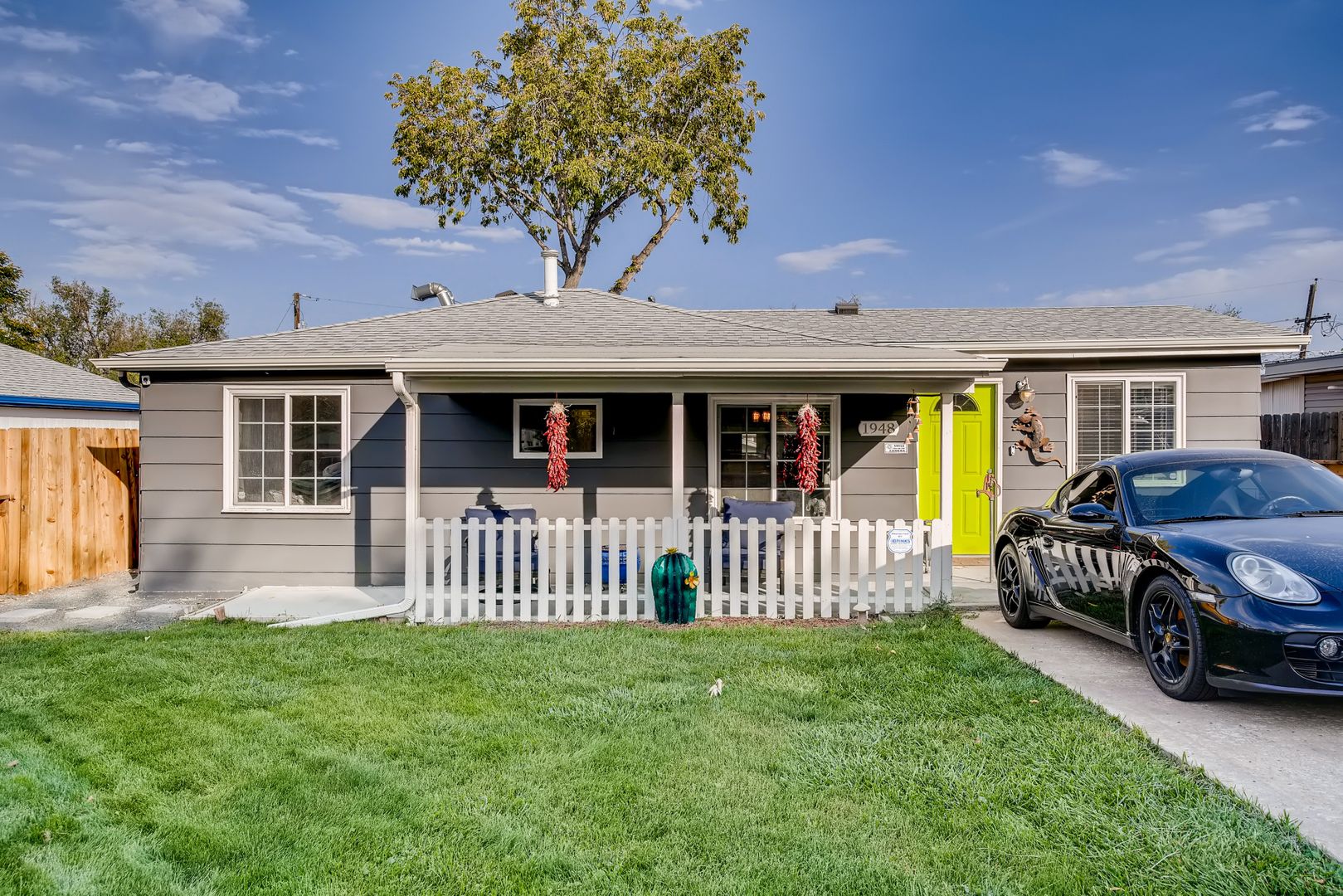 Lakewood House: 1948 Jay Street