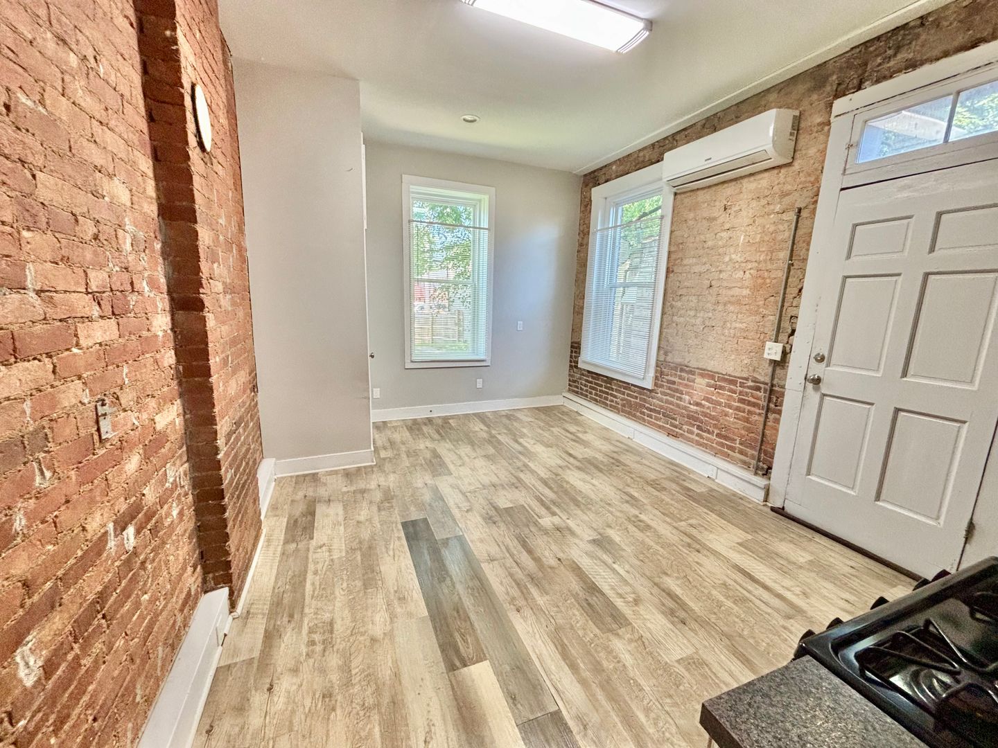 Louisville Apartment: 524 N 26th Street
