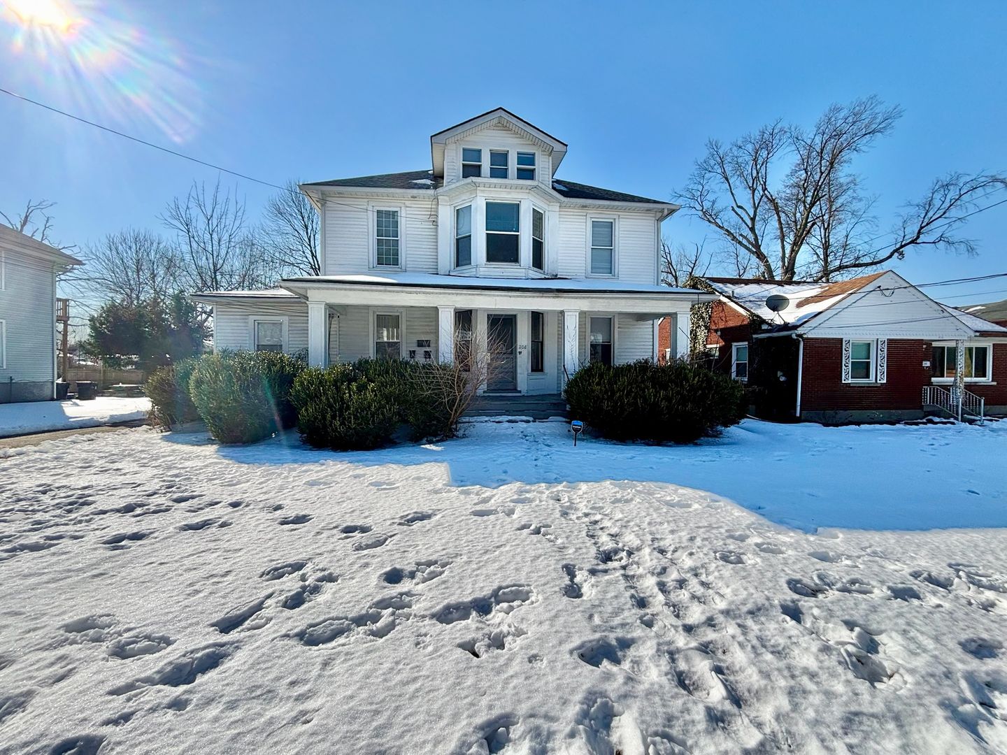 Louisville Apartment: 208 W Tenny Ave