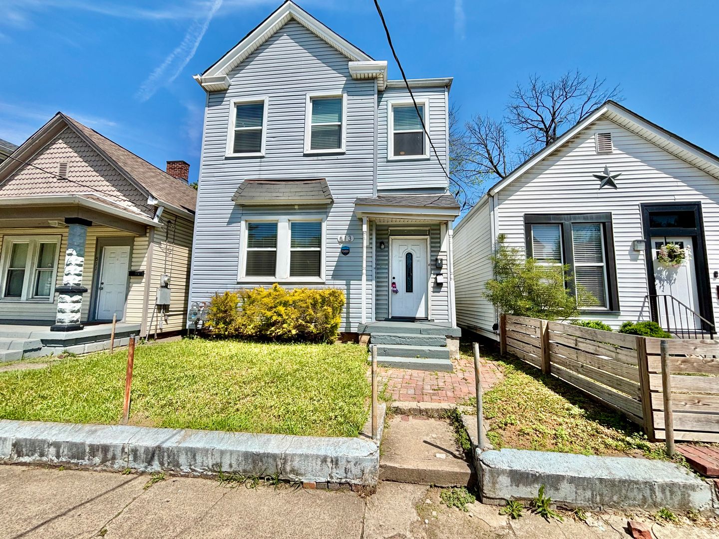 Louisville Apartment: 513 E Ormsby Ave