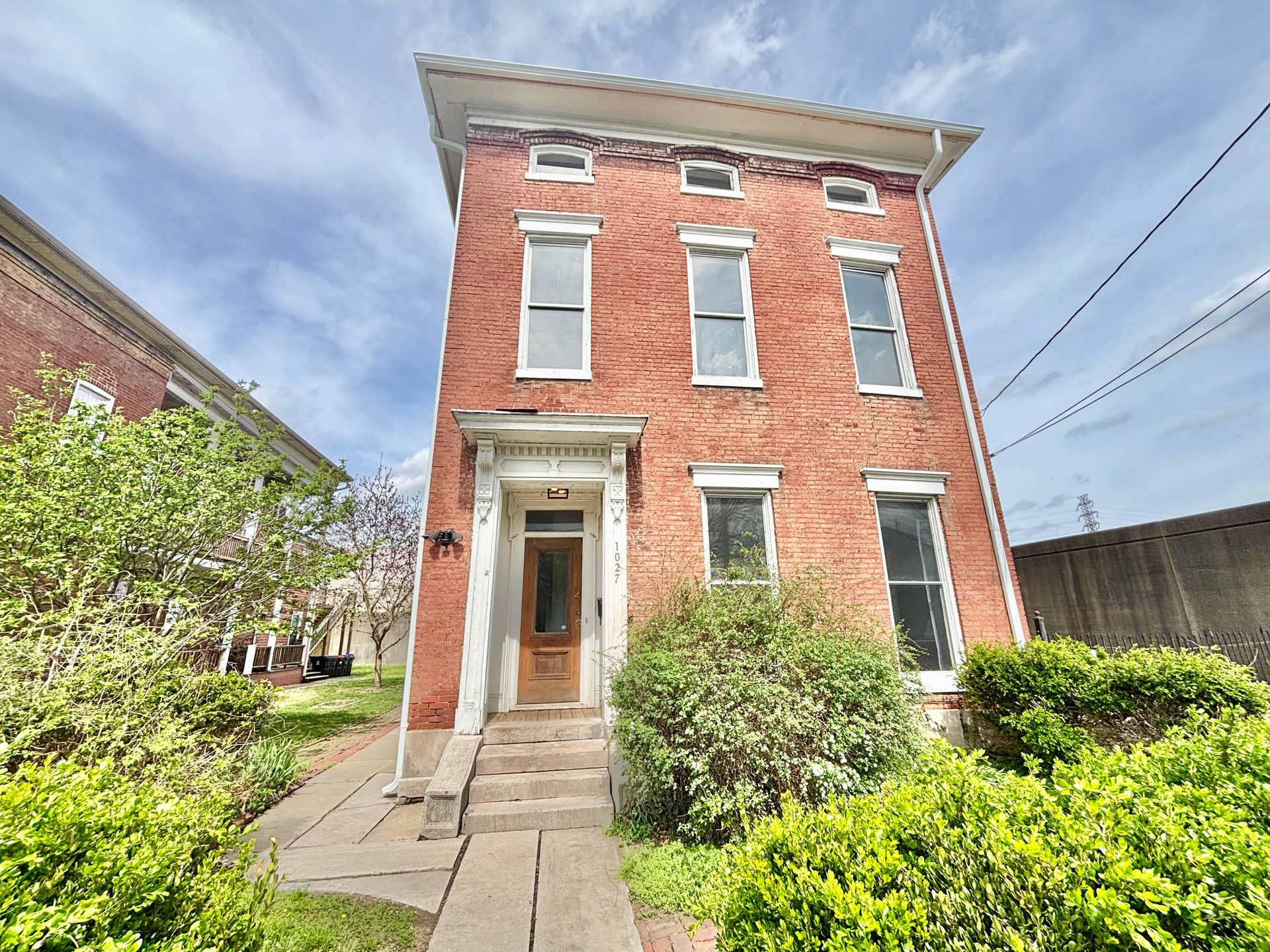 Louisville Apartment: 1027 Franklin St
