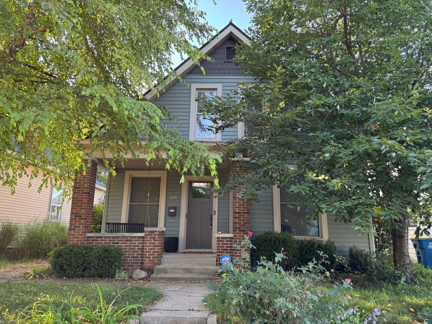 Indiananpolis House: 619 Orange St