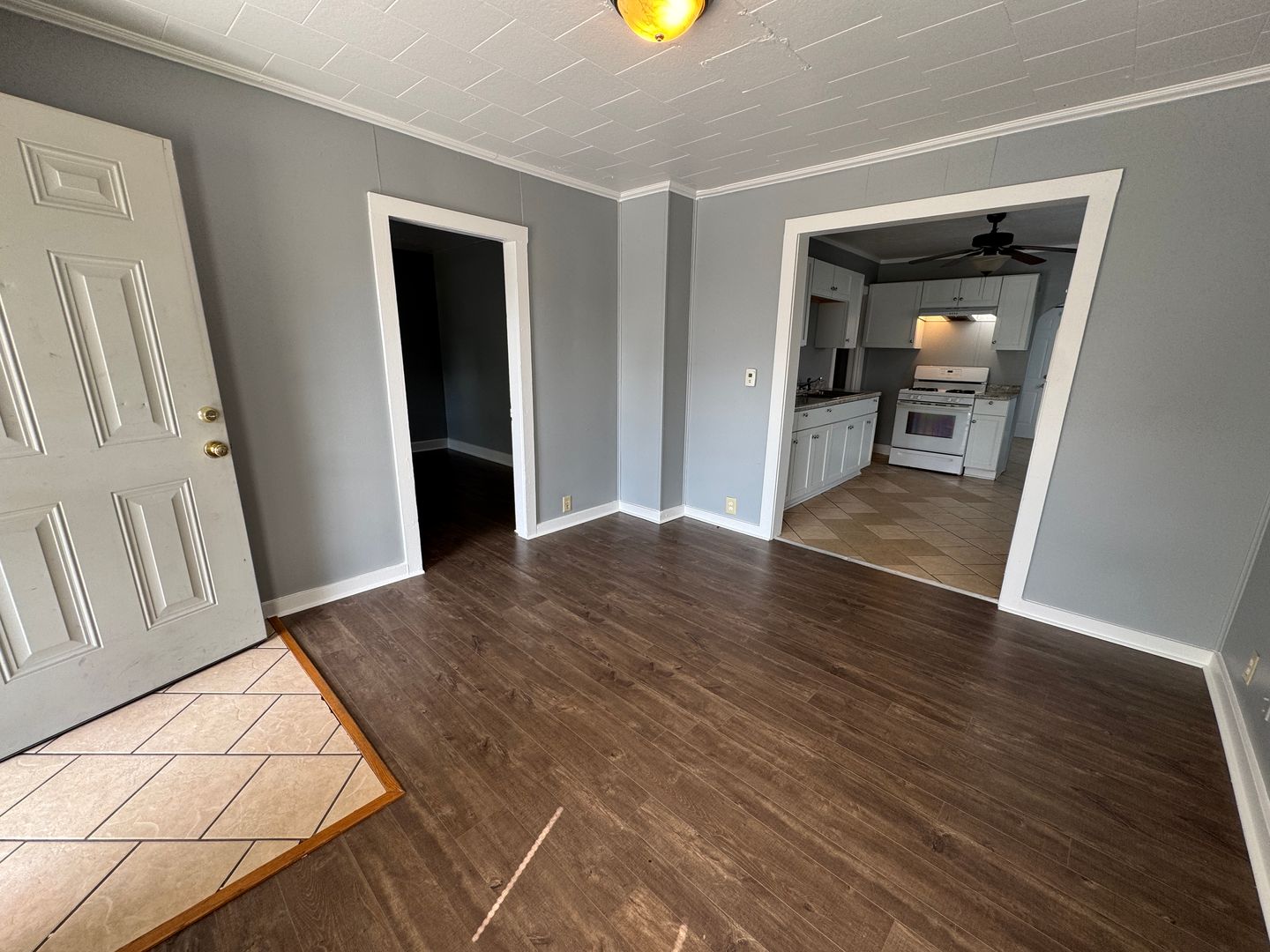 Indianapolis House: 341 S Randolph St