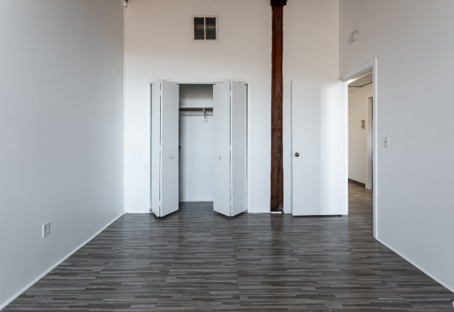Winsted Apartment: 13 Wallens Street