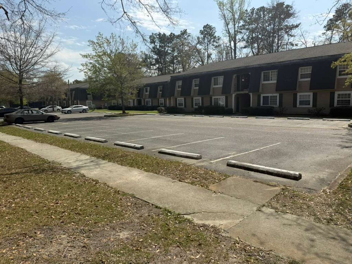 WALTERBORO Apartment: 831 SNIDERS HWY