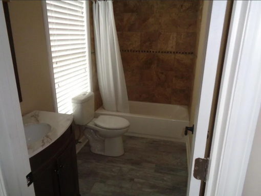3 Bed/2.5 Bath – photo 1