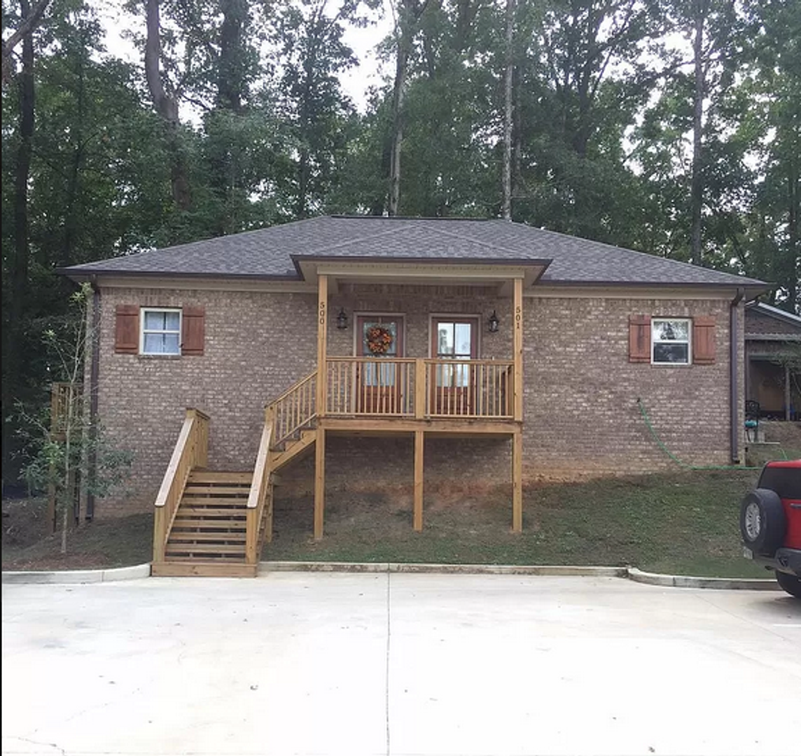 Charles Riley 500 Riley, Oxford, MS 38655