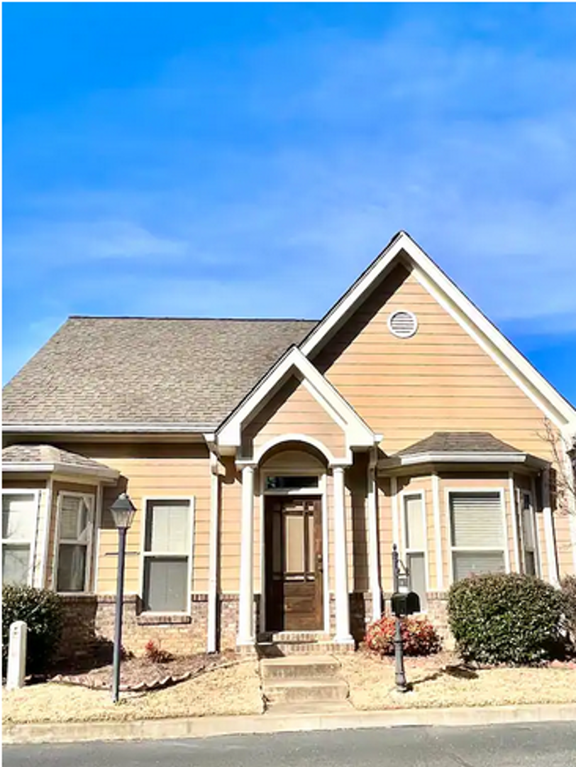 Oxford House: 105 Fallsgrove