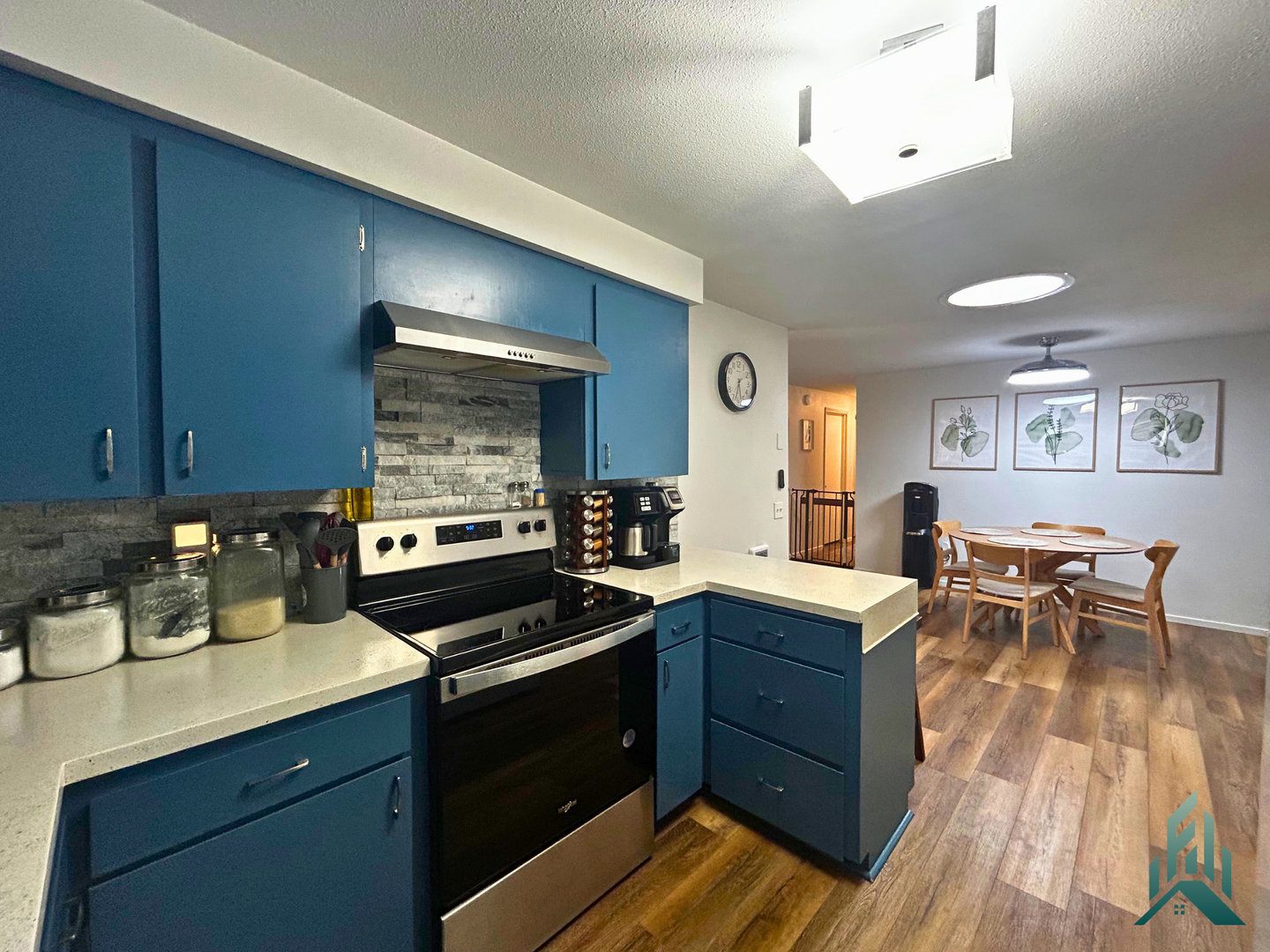 Completely Renovated 3 bed/2 bath Home 6 of 12