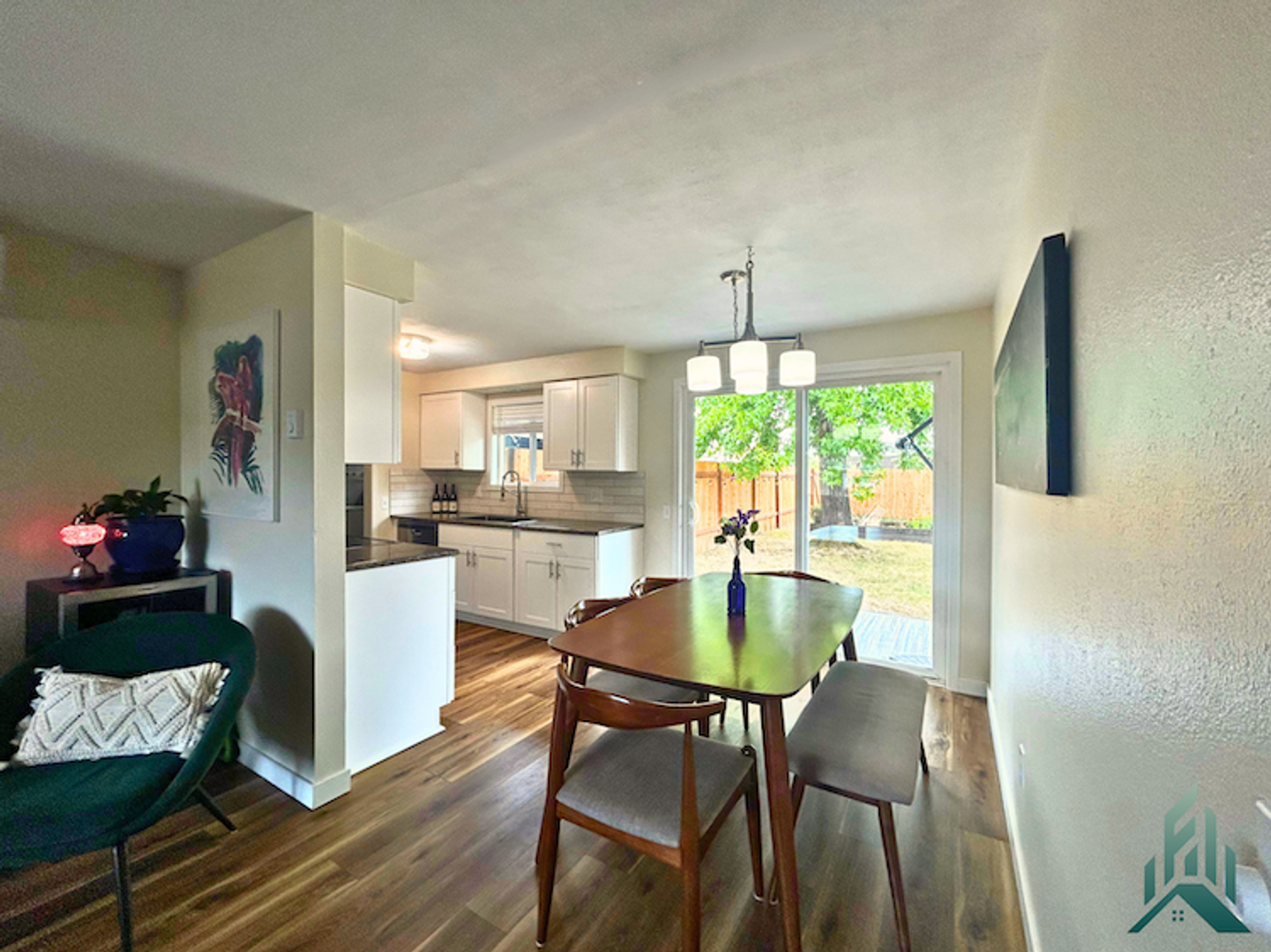 Recently Remodeled 2 bed/1 full bath Home in Philomath 4 of 12