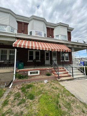 FULLY Remodeled ONE BEDROOM 1st Floor Unit – photo 1
