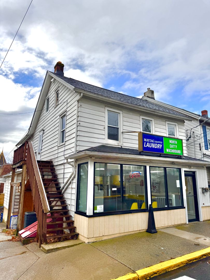 Catasauqua Apartment: 1102 Second Street