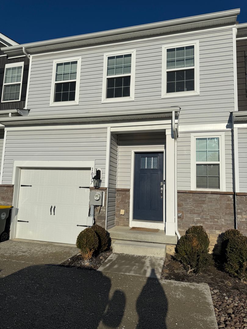 Fogelsville House: 1077 Turnstone Drive