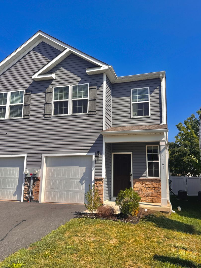 Allentown House: 1161 Lova Lane