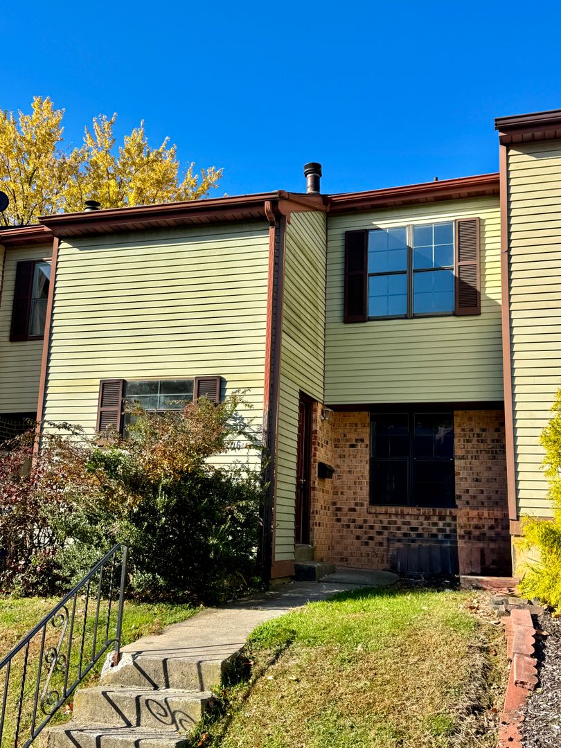 Allentown House: 1706 Saratoga Court