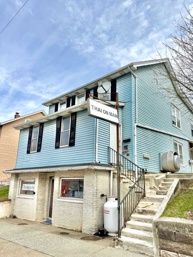 Northampton Apartment: 961 Main Street