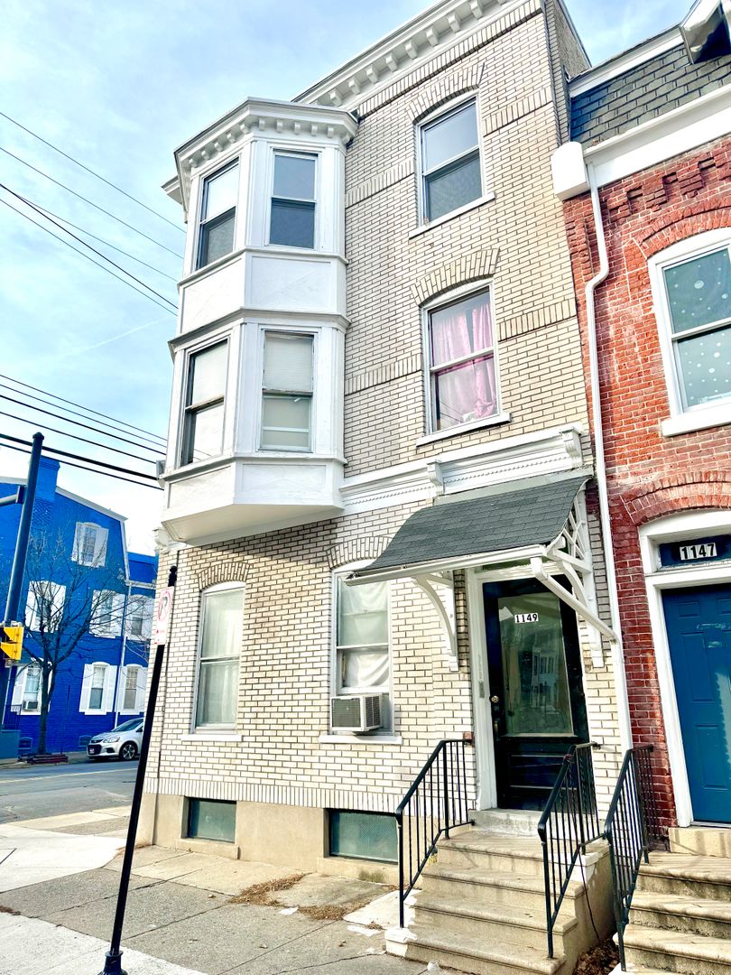 Allentown Apartment: 1149 West Turner Street