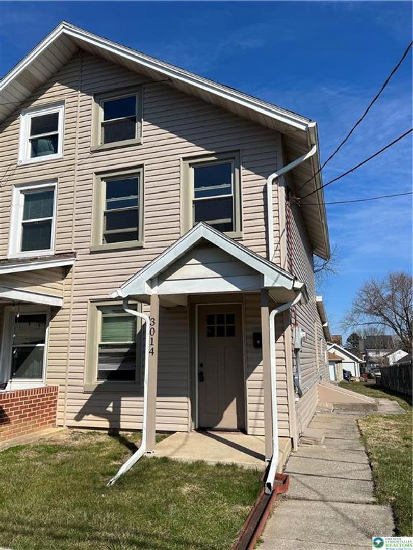 Whitehall House: 3014 3rd Street