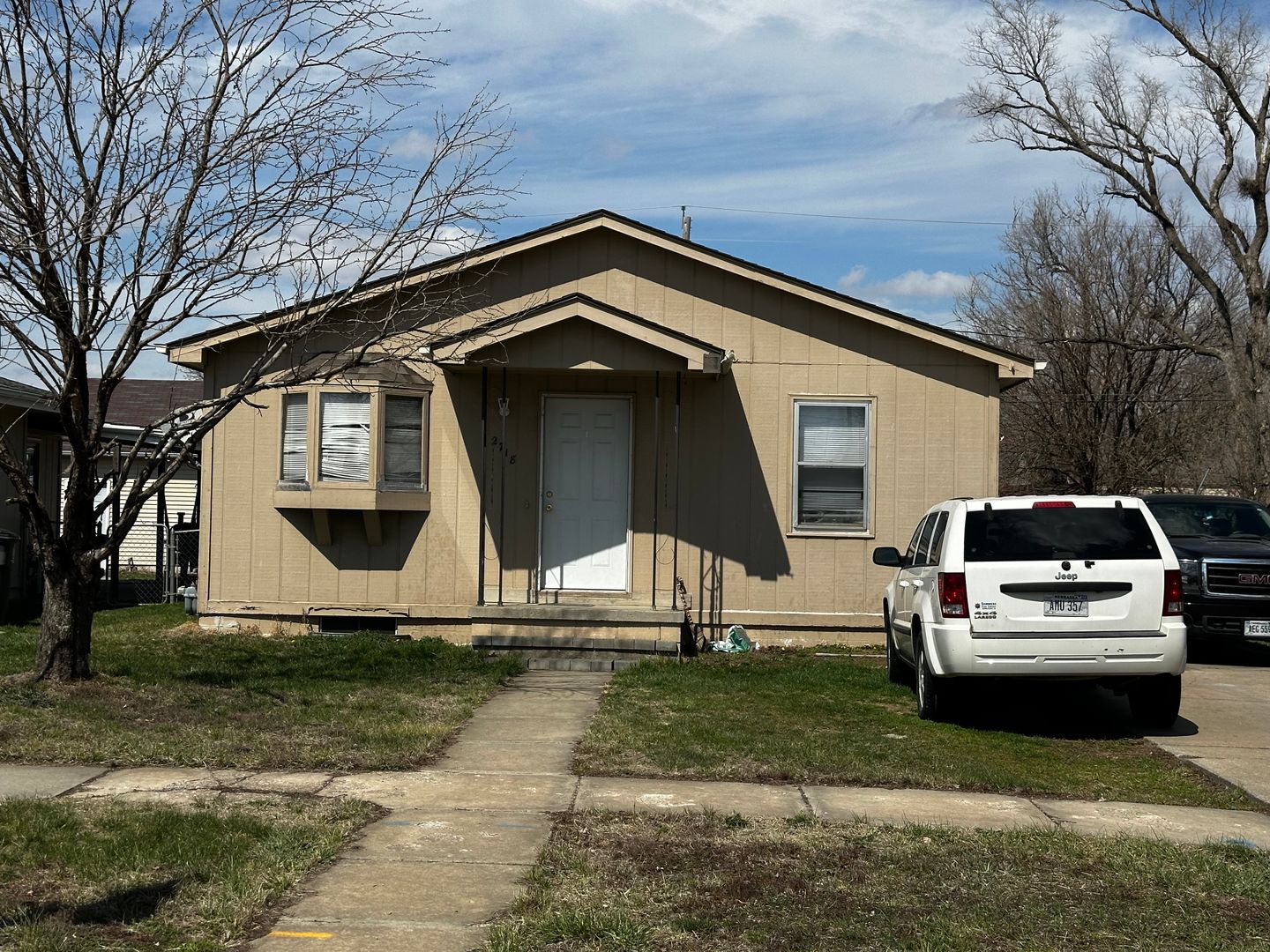 Council Bluffs House: 2718 8th Ave