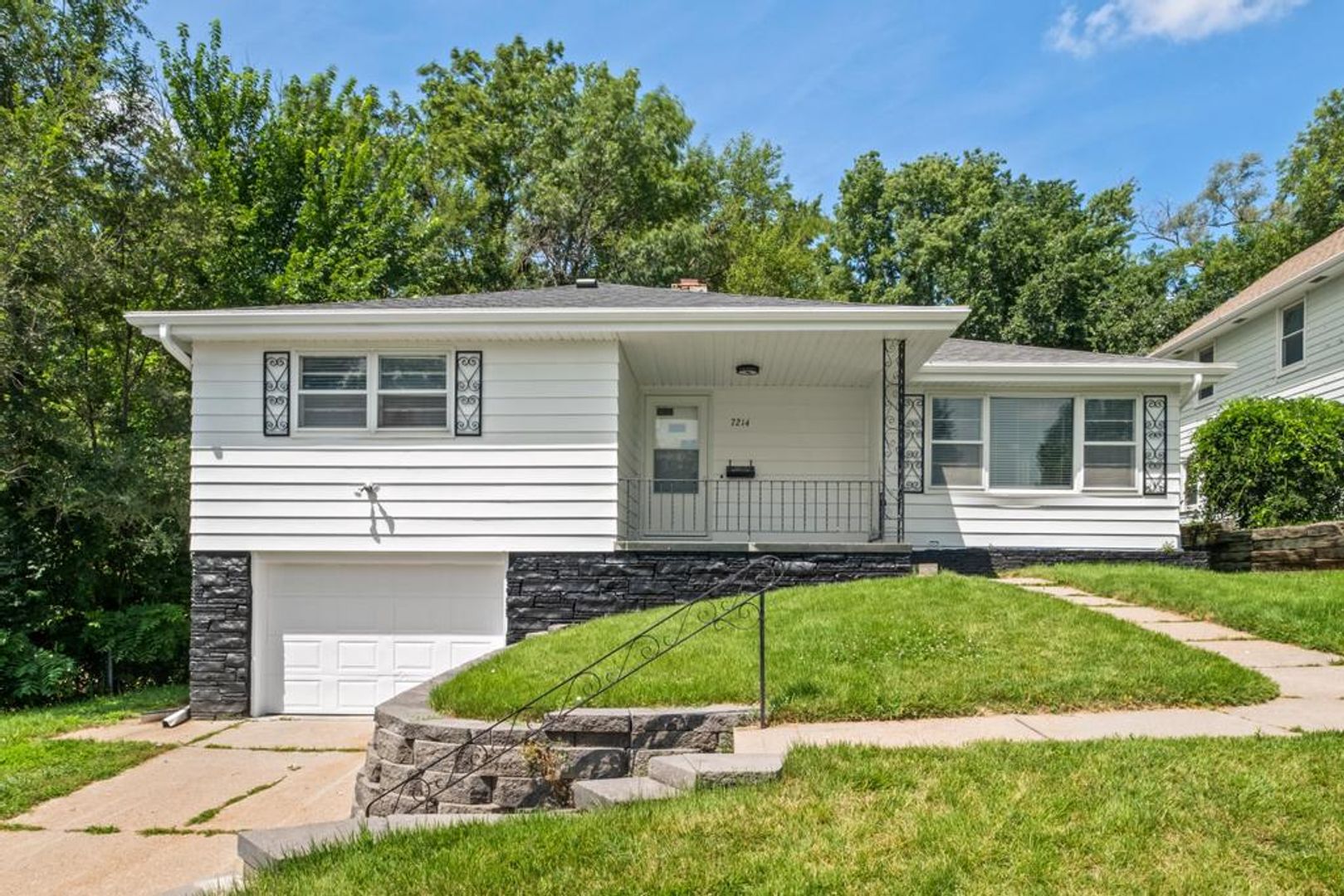 Omaha House: 7214 Northridge Dr
