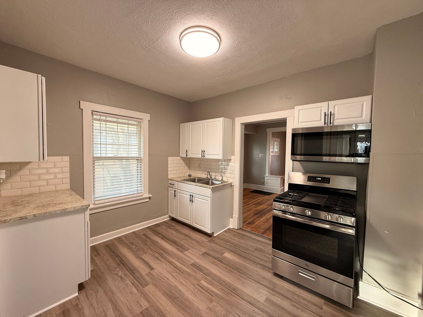 Omaha House: 6005 N 30th St