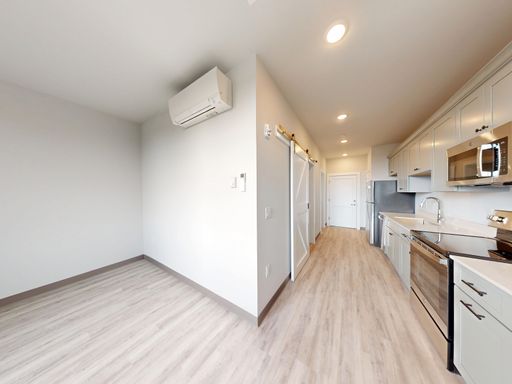 Listing photo thumbnail