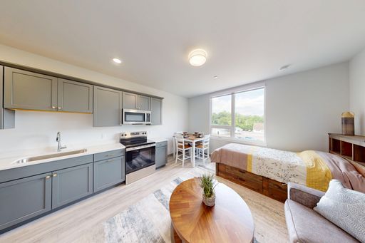 Listing photo thumbnail