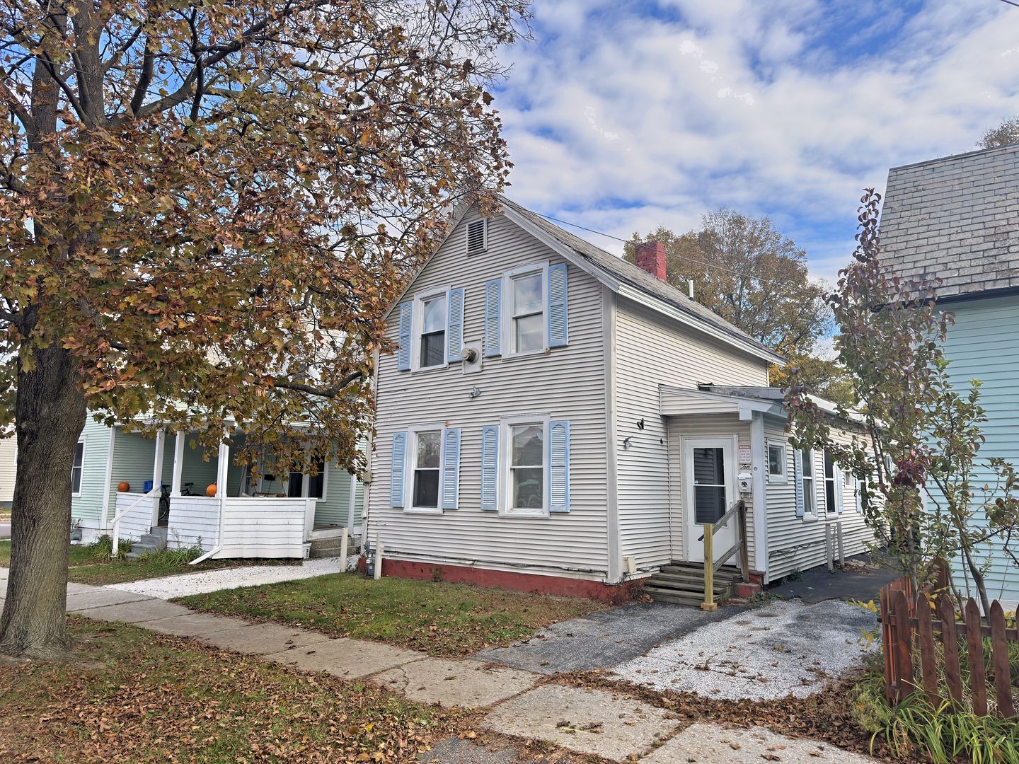 Listing photo