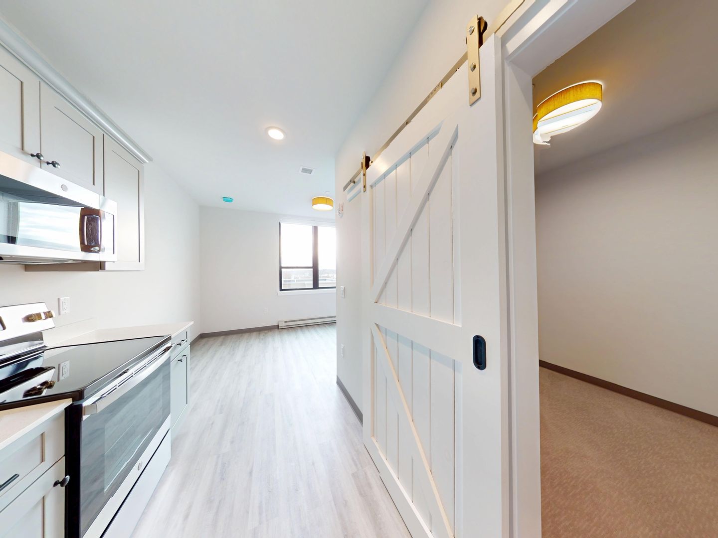 Burlington Apartment: 157 South Champlain Street