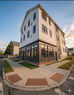 Prime Corner Retail & Restaurant Opportunity at Slate House | Downtown Winooski