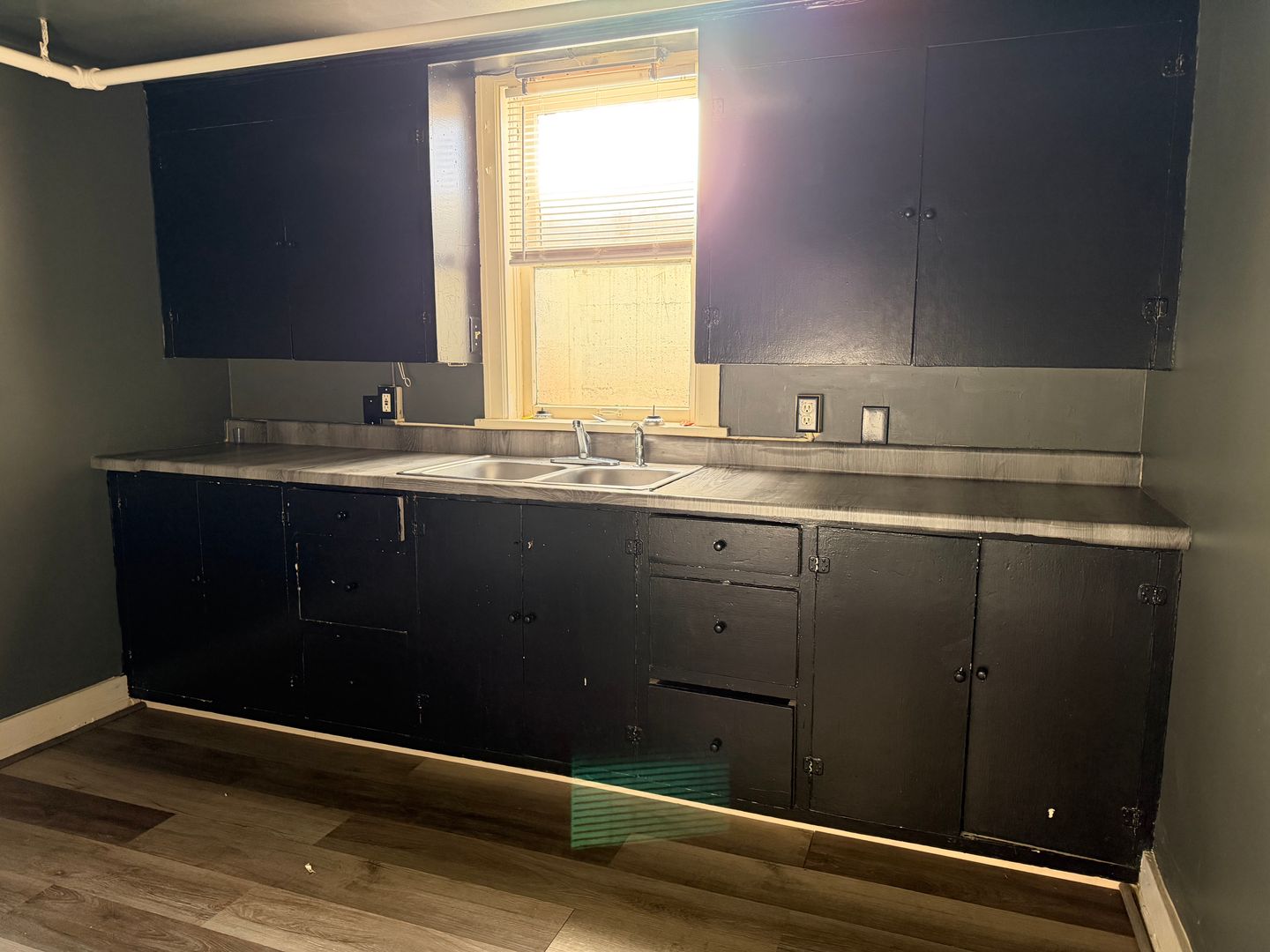 Great Falls Apartment: 1210 1st Avenue North