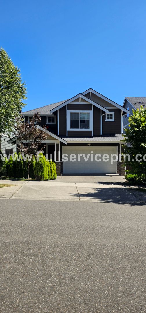 Renton House: 18906 124th Ave SE